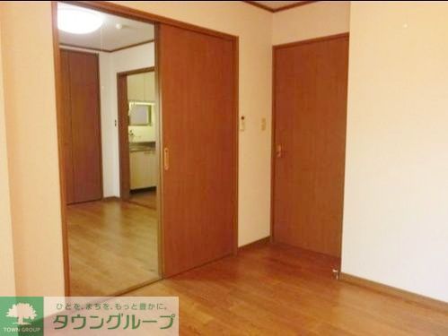 居室・リビング　エントランス