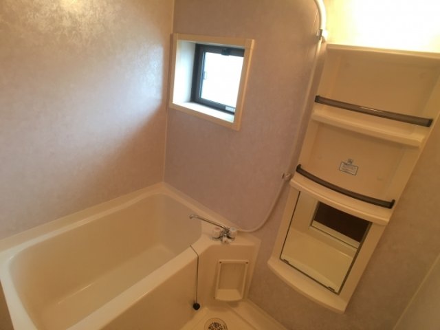 バス・シャワールーム　浴室