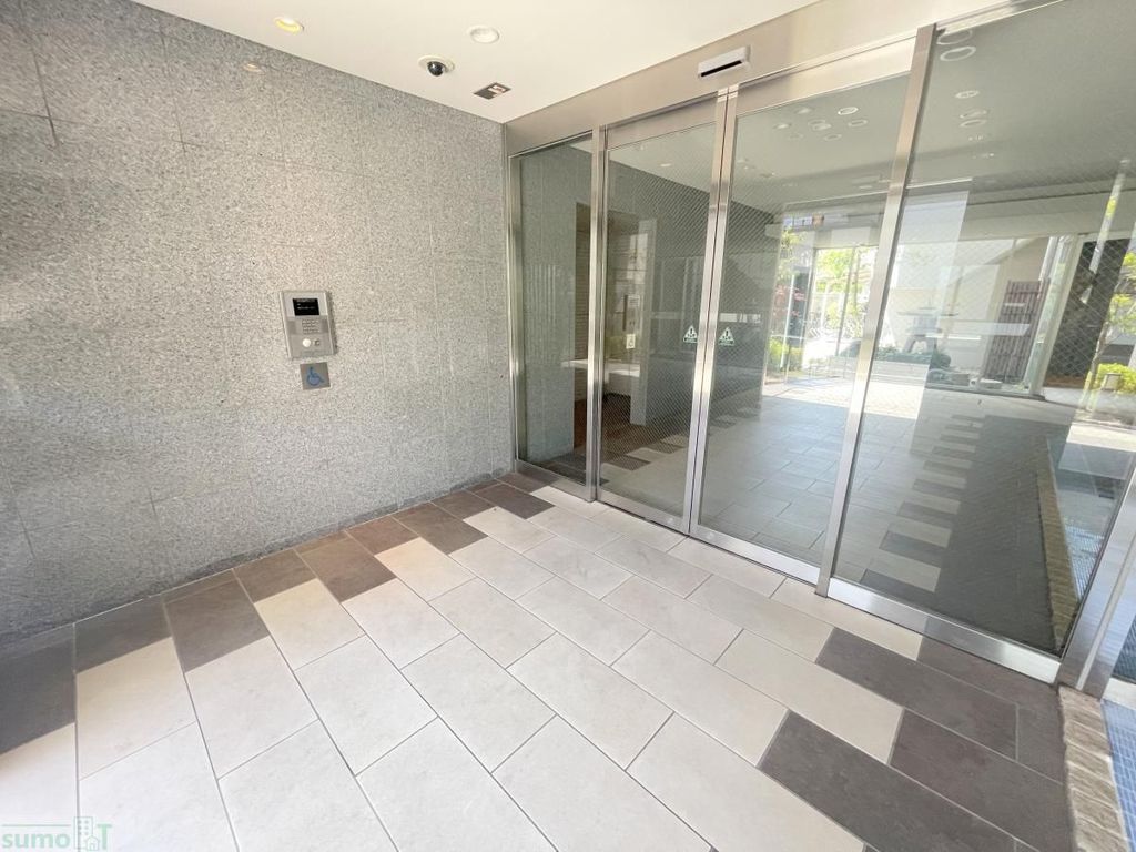 ロビー　エントランス