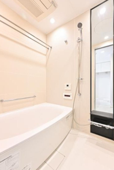 バス・シャワールーム　別部屋参考写真