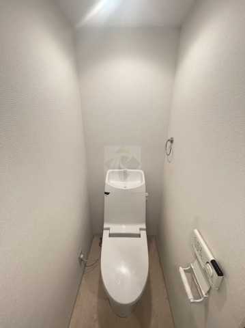 トイレ　カーロヴィッラ西巣鴨