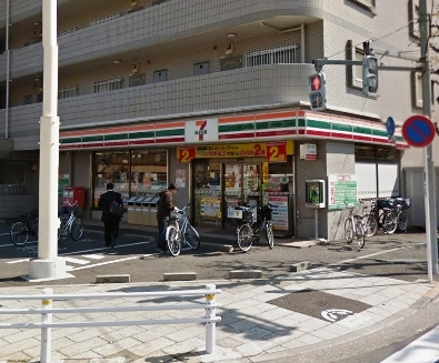 コンビニ　セブンイレブン 足立東和1丁目店（コンビニ）まで268m