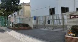 中学校　堺市立旭中学校（中学校）まで1592m