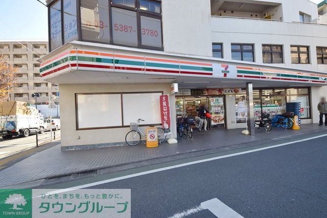 コンビニ　セブンイレブン練馬東大泉6丁目店（コンビニ）まで670m