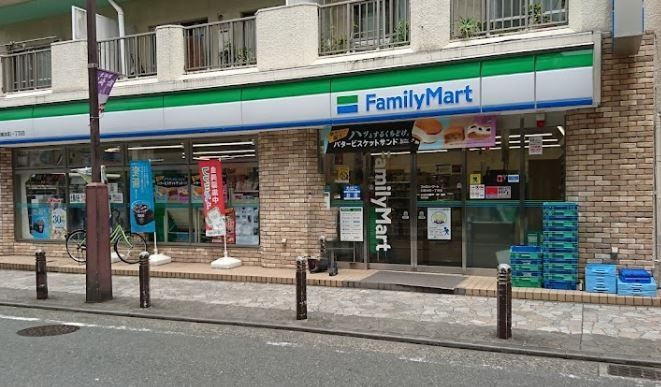 コンビニ　ファミリーマート川崎本町一丁目店（コンビニ）まで40m