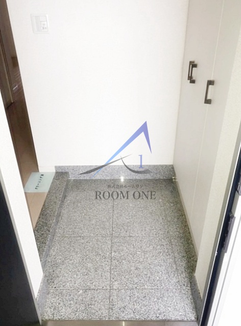 玄関　玄関です。