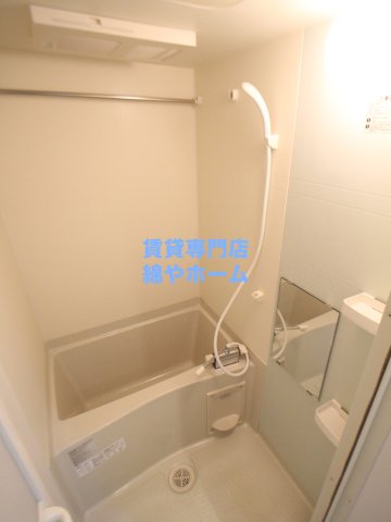 バス・シャワールーム　きれいなお風呂です