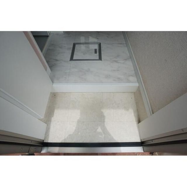 玄関　参考写真