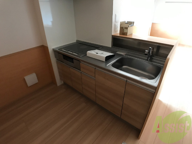 キッチン　キッチンはこちらでお願い致します。ＩＨでお手入れも楽々。