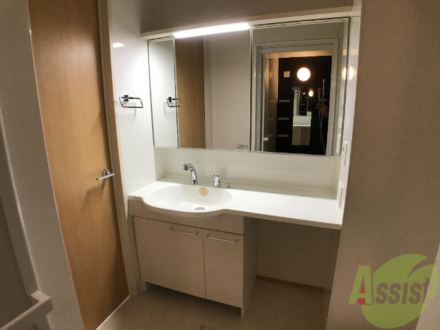 洗面設備　洗面はこちらでお願い致します。歯磨きや洗顔もＯＫです。