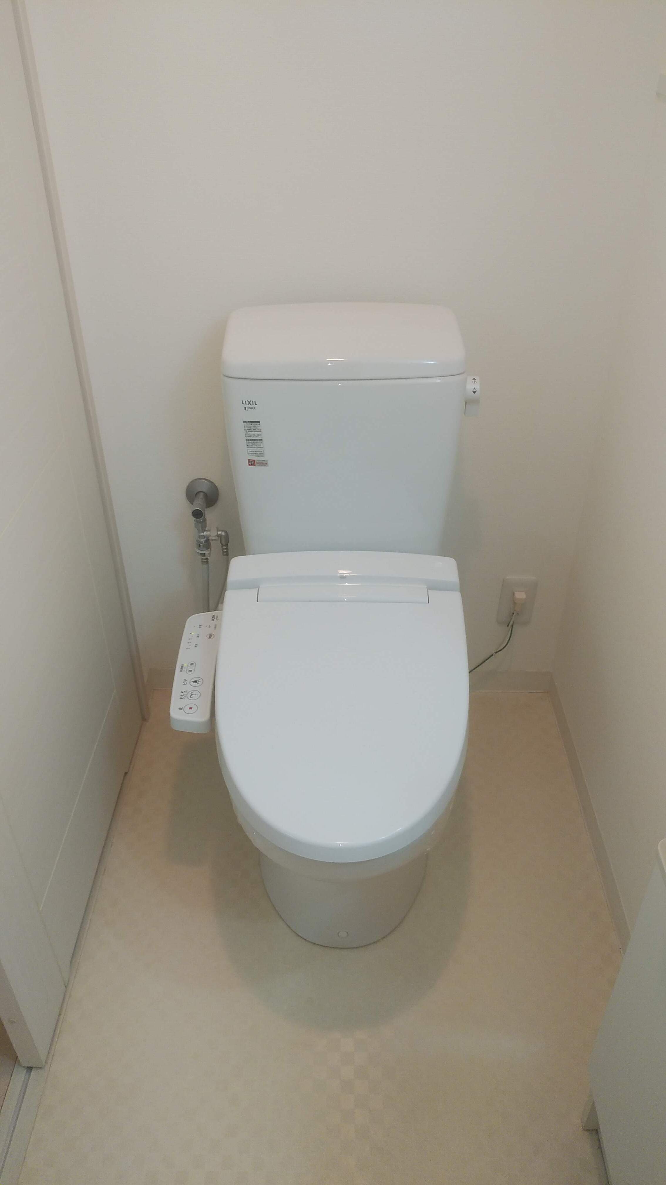 トイレ　同建物内の別のお部屋の画像です