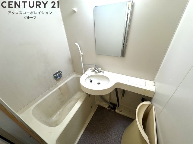 バス・シャワールーム　シンプルで機能的なユニットバスです！