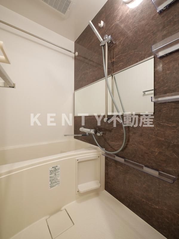 バス・シャワールーム　お風呂です