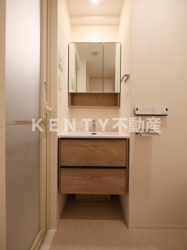 洗面設備　使いやすい洗面所です