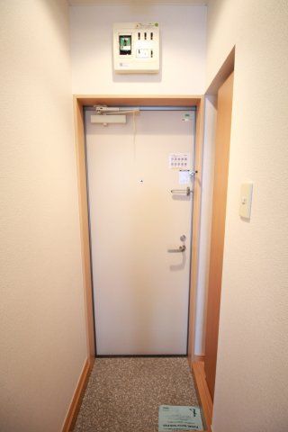 玄関　（3階参考写真）プレジール　北区豊島3
