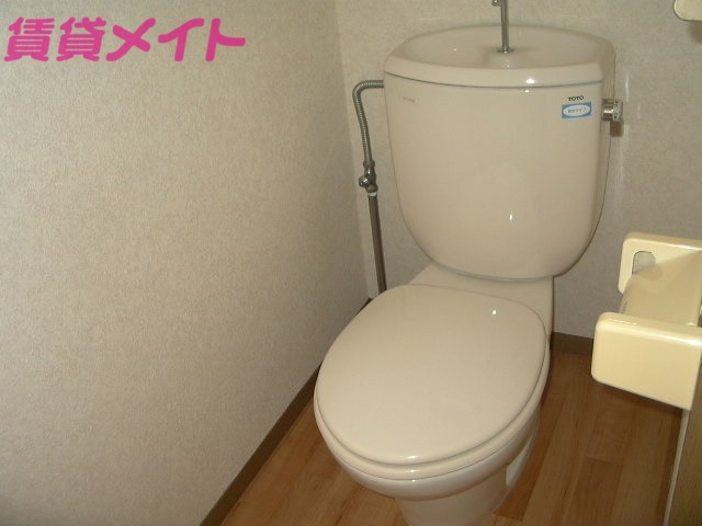 トイレ　反転タイプ参考写真