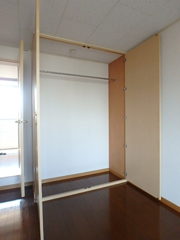 収納　図面と現状に相違がある場合には現状を優先
