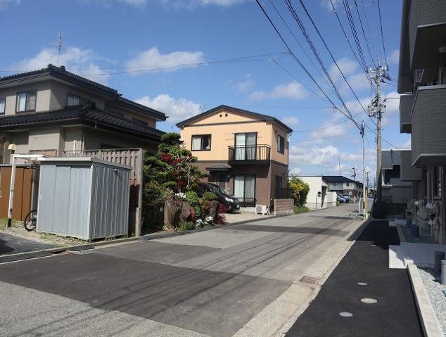 その他　前面道路（その他）まで0m