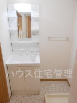 洗面設備　洗髪洗面化粧台