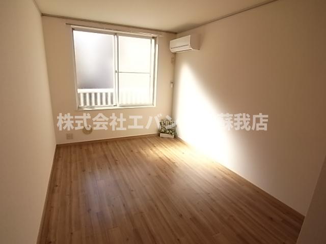 居室・リビング　ゆったり過ごせる居間です