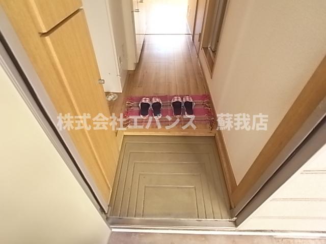 玄関　落ち着いた玄関です