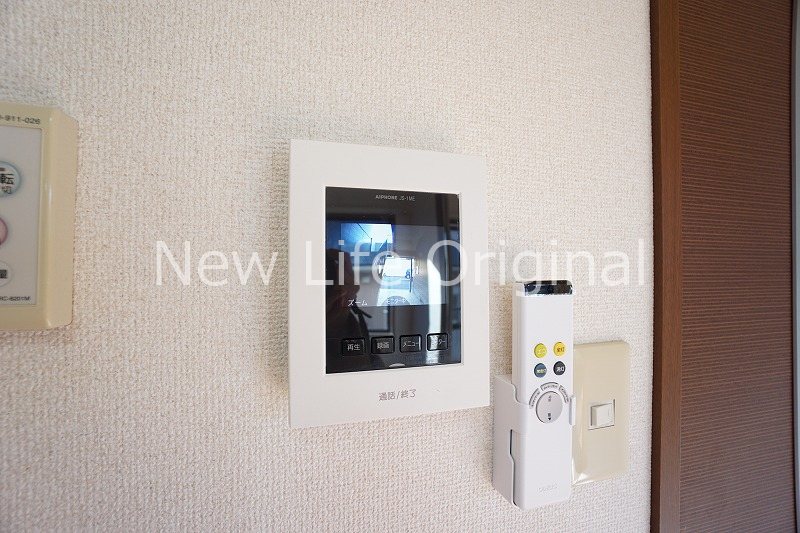 セキュリティ　室内から来訪者を確認できるTVモニターホン付きで安心です☆