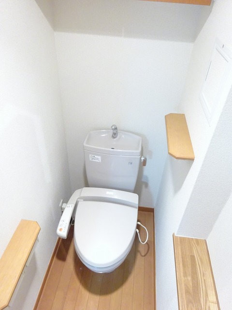 トイレ　トイレ