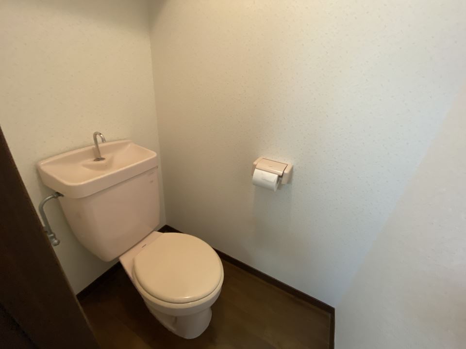 トイレ　洋式トイレです