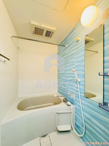 バス・シャワールーム　同マンション別部屋参考写真