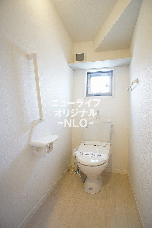 トイレ　あると嬉しい温水洗浄便座付きトイレ☆