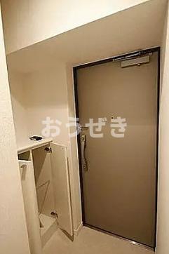 玄関　※同仕様参考写真