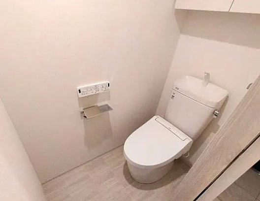 トイレ　同タイプ部屋　参考写真です