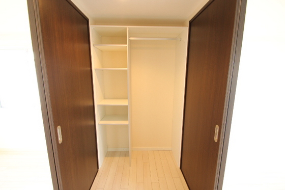 収納　※別部屋の写真です