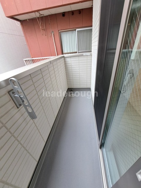 バルコニー　施工写真