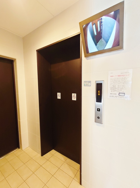 その他共有部分　防犯カメラ付エレベーター