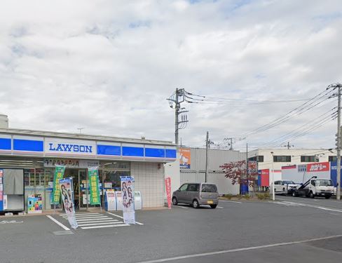コンビニ　ローソン（コンビニ）まで888m