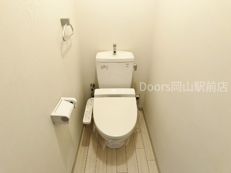 トイレ　別のお部屋の写真