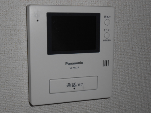 セキュリティ　カラーＴＶモニター付インターホン完備
