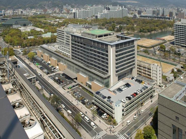 病院　広島市立広島市民病院（病院）まで725m