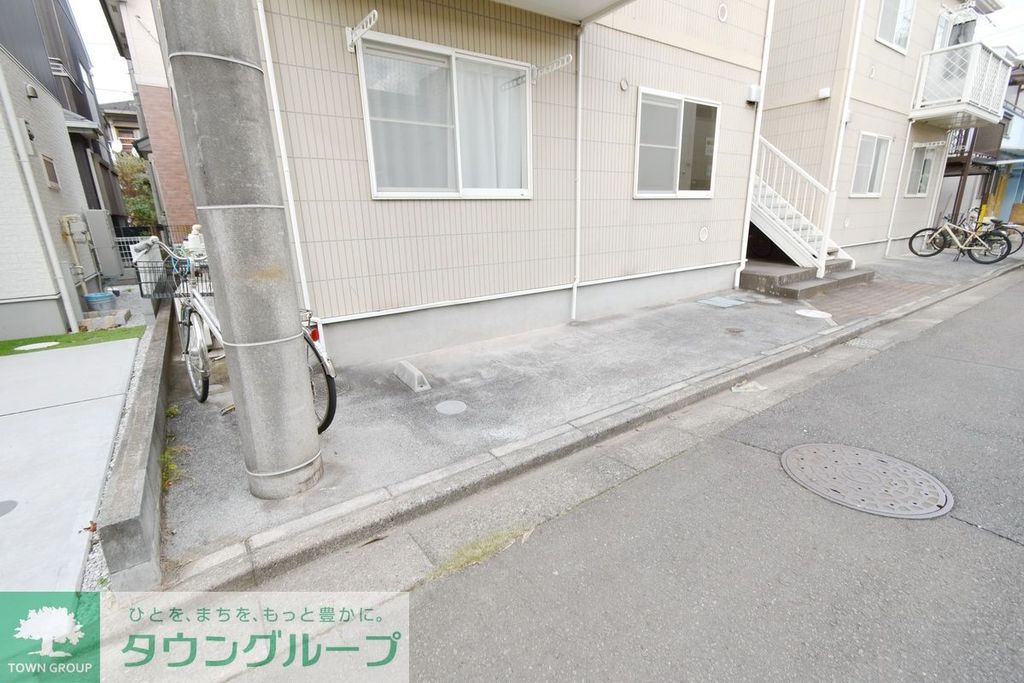 駐車場　駐車場
