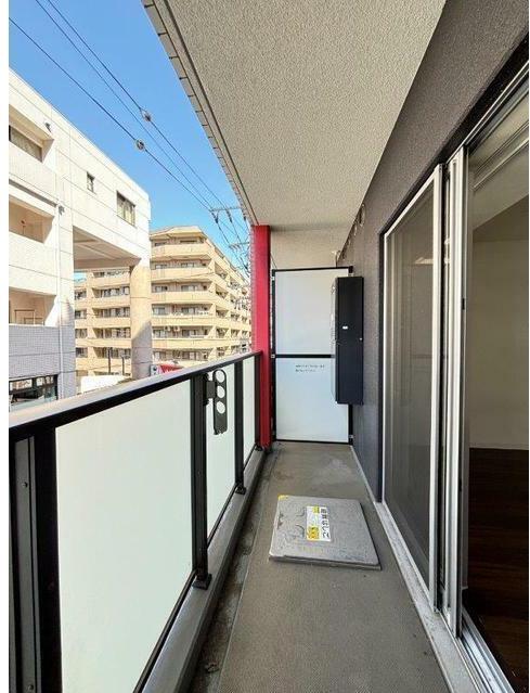 バルコニー　便利で嬉しいバルコニー付きです♪