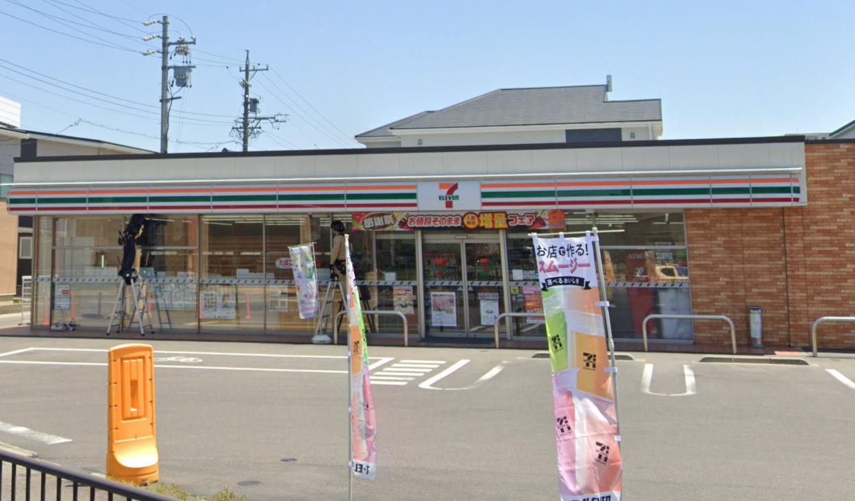 コンビニ　セブンイレブン 江南古知野町花霞店（コンビニ）まで399m