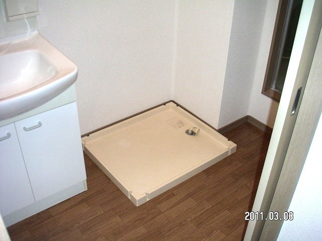 洗面設備　101号室の写真となります
