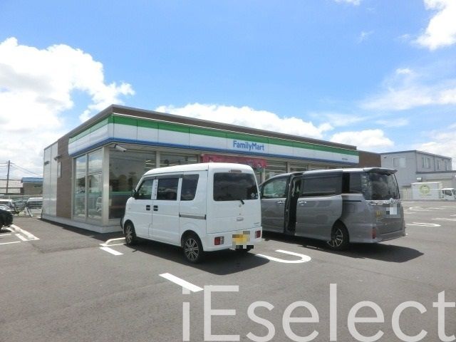 コンビニ　ファミリーマート市原古市場店（コンビニ）まで120m