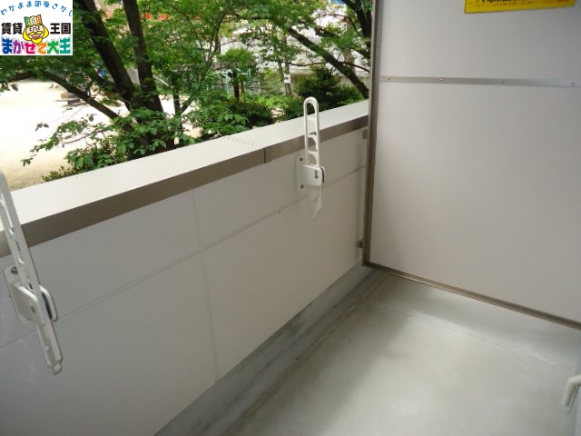 バルコニー　ベランダ