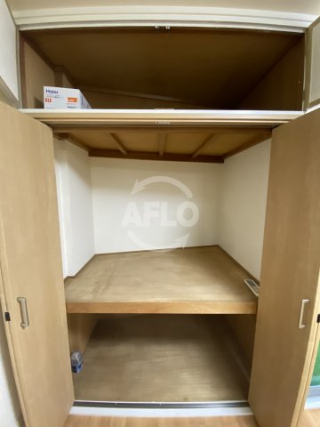 収納　新町ダイアパレスII号館　クローゼット
