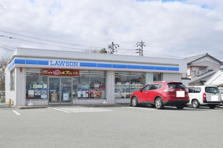 コンビニ　ローソン藍住町東中富店（コンビニ）まで2024m