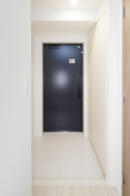 玄関　※写真は同タイプ住戸です。