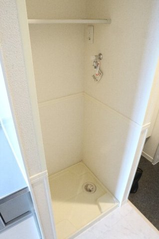 その他　室内洗濯機置場です