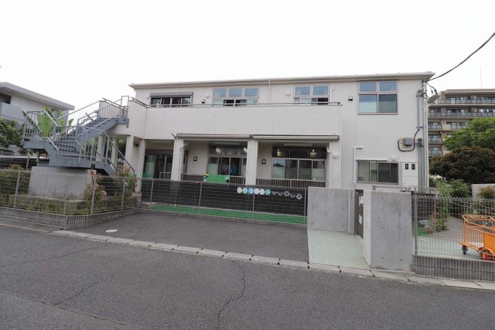 幼稚園・保育園　ちゃいれっく入船保育園（幼稚園・保育園）まで362m